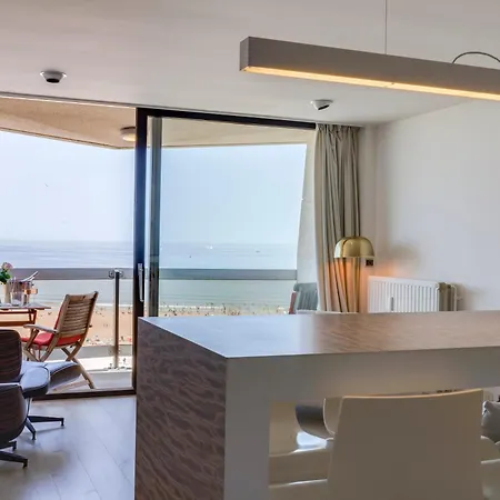 Sea View *
